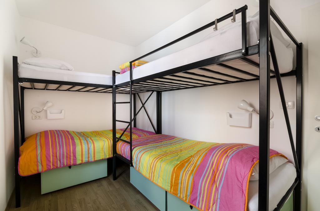 Hostel Alieti Izola Habitación foto
